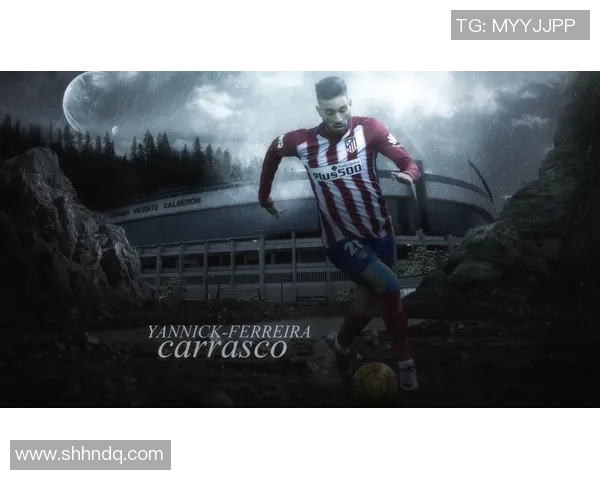 知名足球明星的奢华生活与幕后故事揭秘，探寻他们的训练与家庭生活