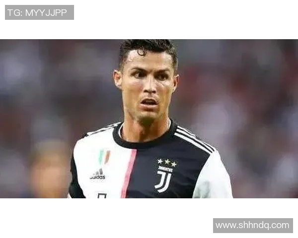 科罗纳足球明星的传奇之路与辉煌成就探秘 科罗纳足球明星的传奇之路与辉煌成就探秘